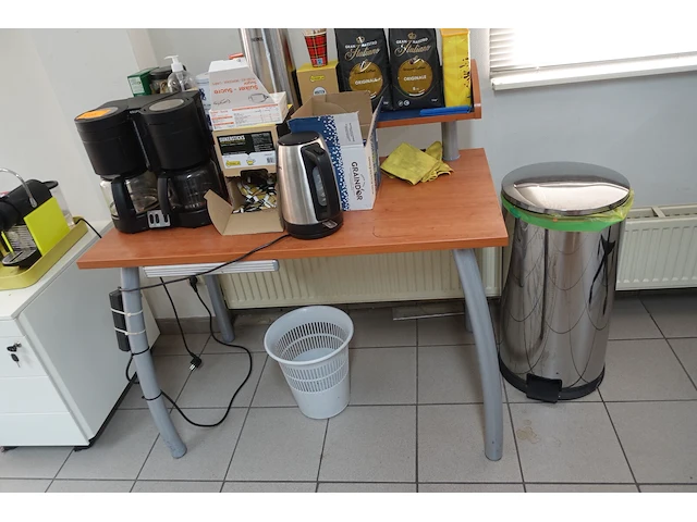 2x bureau - afbeelding 3 van  4