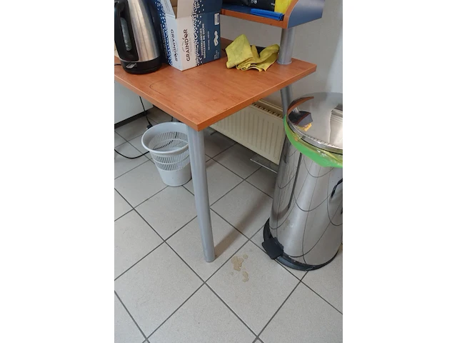 2x bureau - afbeelding 4 van  4