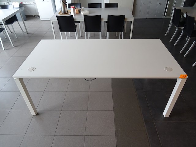 2x bureautafel - afbeelding 1 van  3