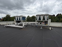 2x chiller daikin