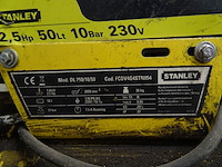 2x compressor stanley - afbeelding 7 van  7