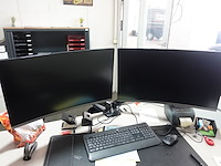 2x computerscherm samsung & beugel - afbeelding 1 van  4