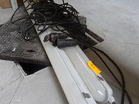 2x dampproof verlichting met kabel - afbeelding 1 van  2