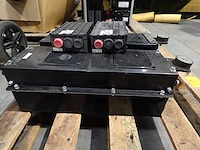 2x defecte batterij - afbeelding 2 van  4