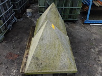 2x deksteen piramide - afbeelding 2 van  3