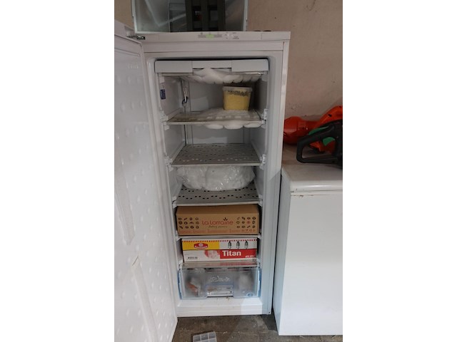 2x diepvries beko & siemens - afbeelding 2 van  6