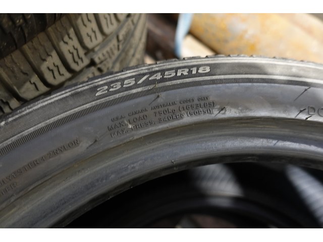 2x diverse band hankook - afbeelding 2 van  2