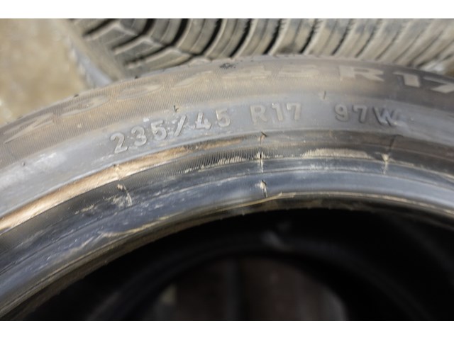 2x diverse band pirelli - afbeelding 3 van  3