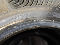 2x diverse band pirelli - afbeelding 3 van  3