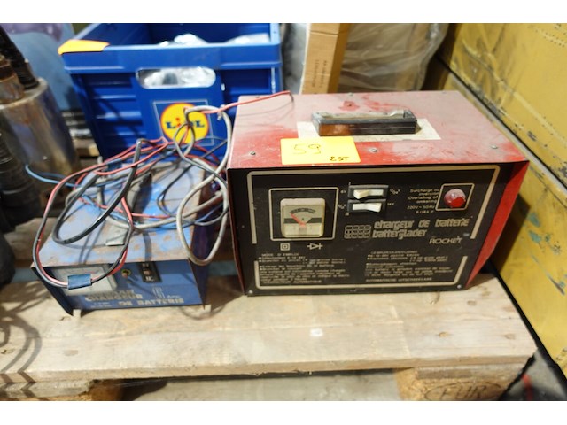 2x diverse batterijladers - afbeelding 2 van  6