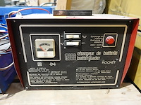 2x diverse batterijladers - afbeelding 3 van  6