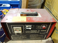 2x diverse batterijladers - afbeelding 4 van  6