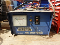 2x diverse batterijladers - afbeelding 5 van  6