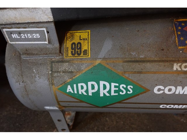 2x diverse compressoren - afbeelding 7 van  8