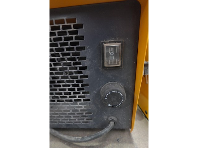 2x diverse elektrische verwarming - afbeelding 2 van  9