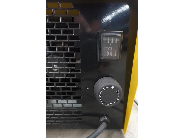 2x diverse elektrische verwarming - afbeelding 7 van  9