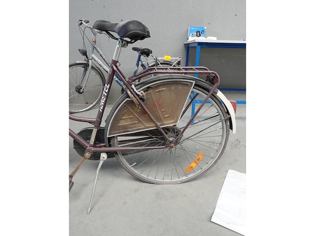 2x diverse fiets - afbeelding 4 van  5