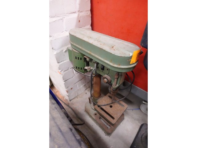 2x diverse kolomboormachine - afbeelding 3 van  8