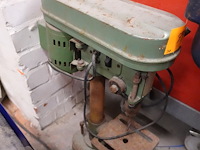 2x diverse kolomboormachine - afbeelding 3 van  8