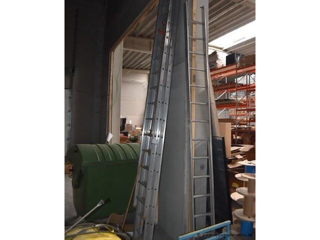 2x diverse ladders - afbeelding 1 van  1