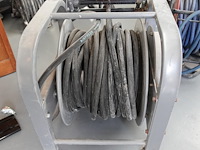 2x diverse luchtkabel op haspel - afbeelding 3 van  5