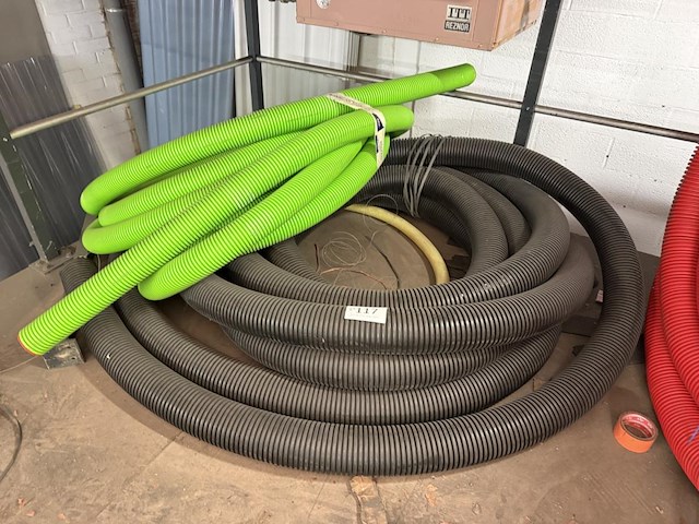 2x diverse mantelbuizen - zwart / groen - afbeelding 1 van  3