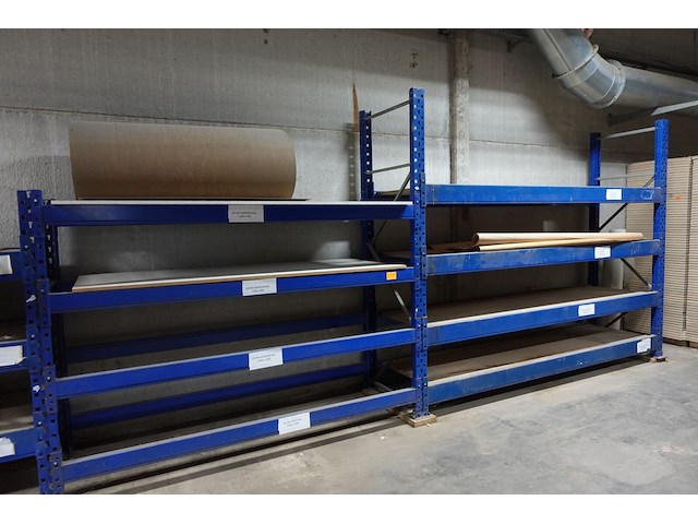 2x diverse metalen rekken - afbeelding 2 van  5