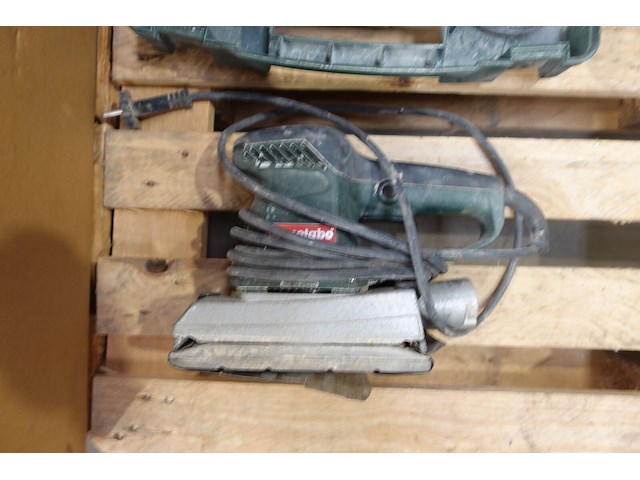 2x diverse schuurmachines bosch - afbeelding 3 van  5