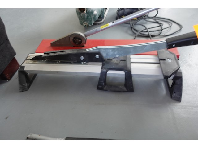 2x diverse tegelsnijder - afbeelding 3 van  4