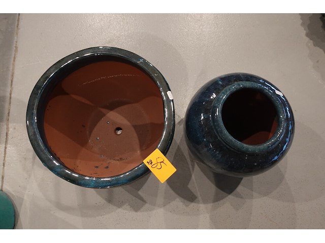 2x diverse terracotta bloempot - afbeelding 5 van  7
