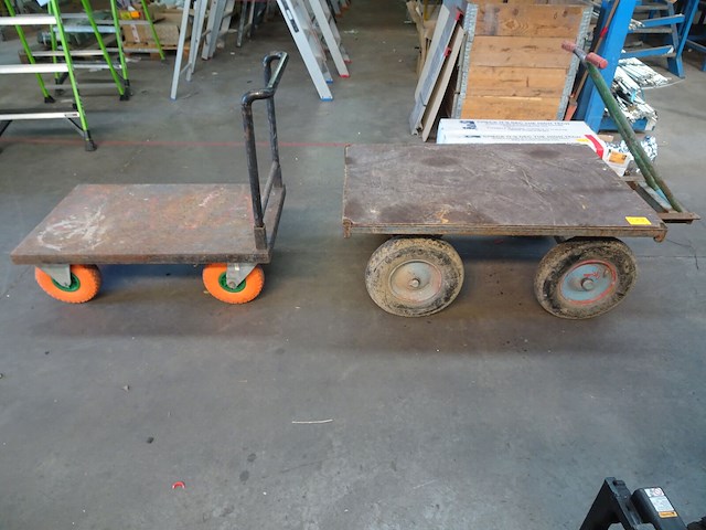 2x diverse transportkar - afbeelding 1 van  6