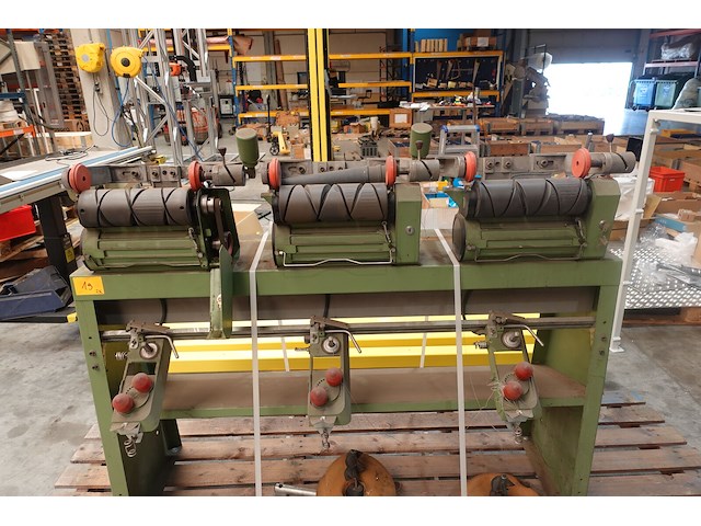 2x diverse wikkelmachine voor textielbobijnen - afbeelding 8 van  8