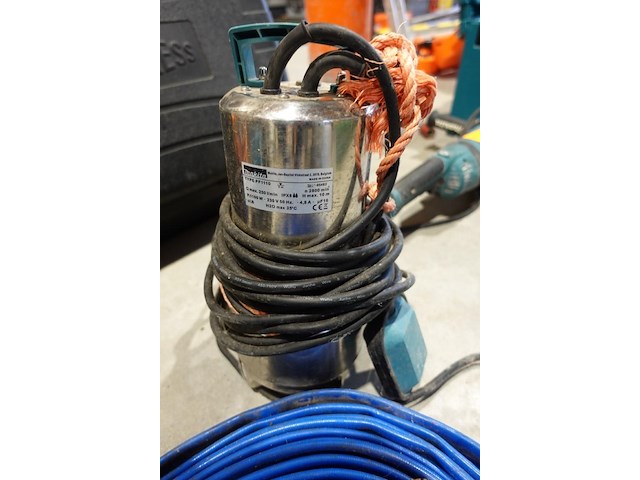 2x dompelpomp makita - afbeelding 2 van  5