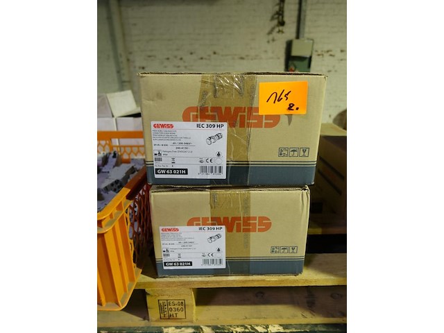 2x doos gewiss stekker - afbeelding 1 van  2