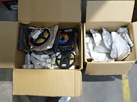 2x doos toebehoren led strips - afbeelding 1 van  3