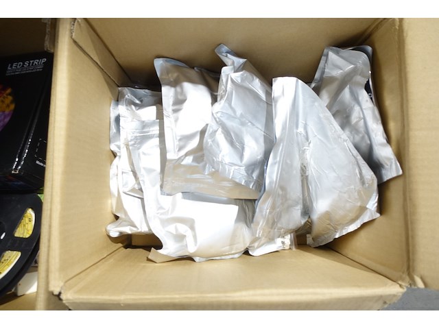 2x doos toebehoren led strips - afbeelding 3 van  3