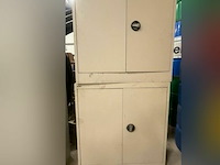 2x dossierkast + 1x bureau - afbeelding 1 van  4