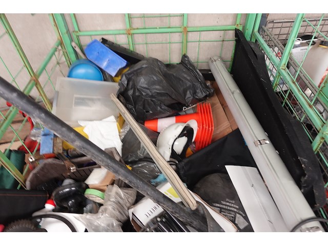 2x draadmand met inhoud & diversen - afbeelding 17 van  21