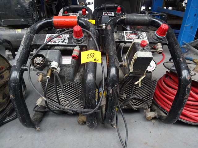 2x draagbare compressor aerfast - afbeelding 2 van  5