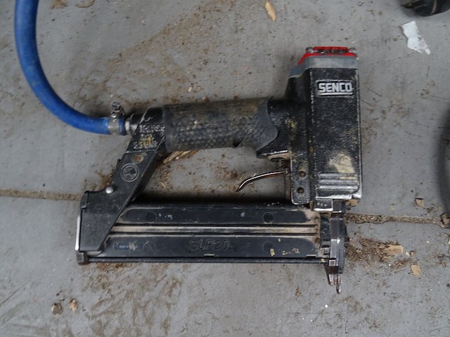 2x draagbare compressor aerfast - afbeelding 3 van  4