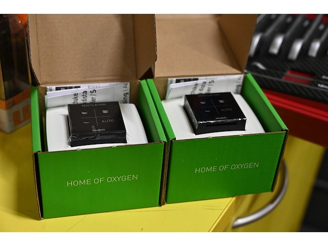 2x duco ruimtesensor met bediening - afbeelding 1 van  2