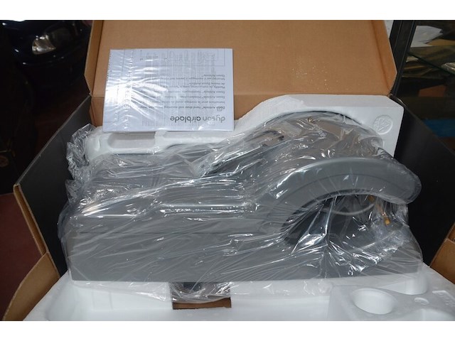 2x dyson airblade ab03 handdrogers, werking onbekend (b421) - afbeelding 3 van  8