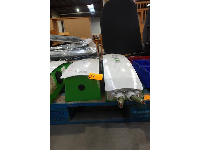 2x ecotap laadpaal - afbeelding 3 van  5