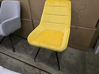 2x eetkamerstoel yiri yellow velvet - afbeelding 1 van  7