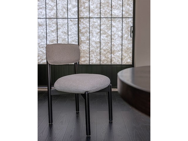 2x eetkamerstoel zwarte afwerking - essenhout - afbeelding 3 van  5