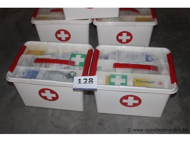 2x ehbo-doos, gevuld - afbeelding 1 van  1