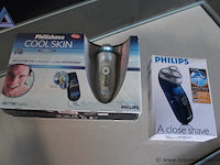 2x elektrisch scheerapparaat, philips, cool skin hq 7782 en mini series, werking niet gekend - afbeelding 1 van  1