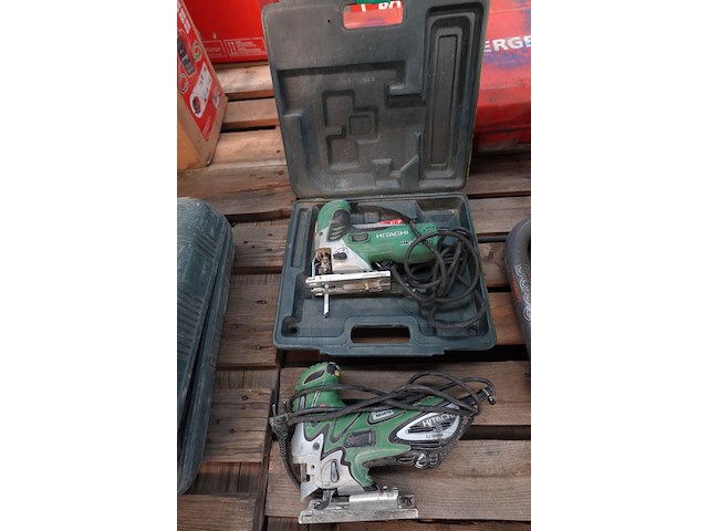 2x elektrische decoupeerzaagmachine hitachi - afbeelding 1 van  5