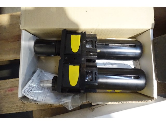 2x elektromotor keb + 2x luchtdrukregelaar - afbeelding 3 van  3