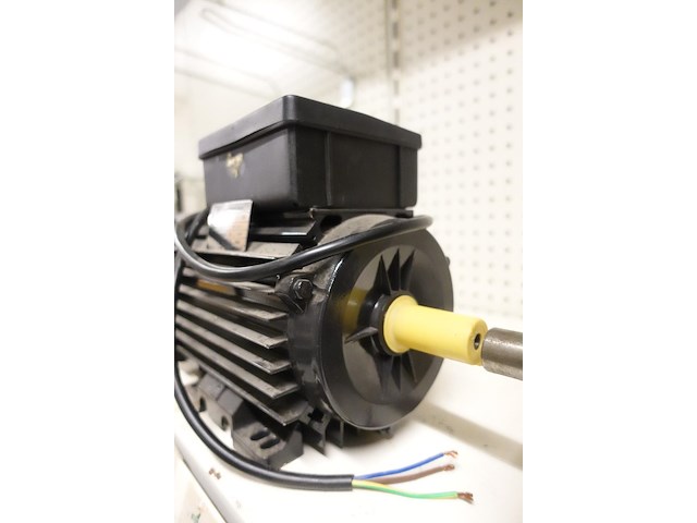 2x elektromotor trx - afbeelding 3 van  9